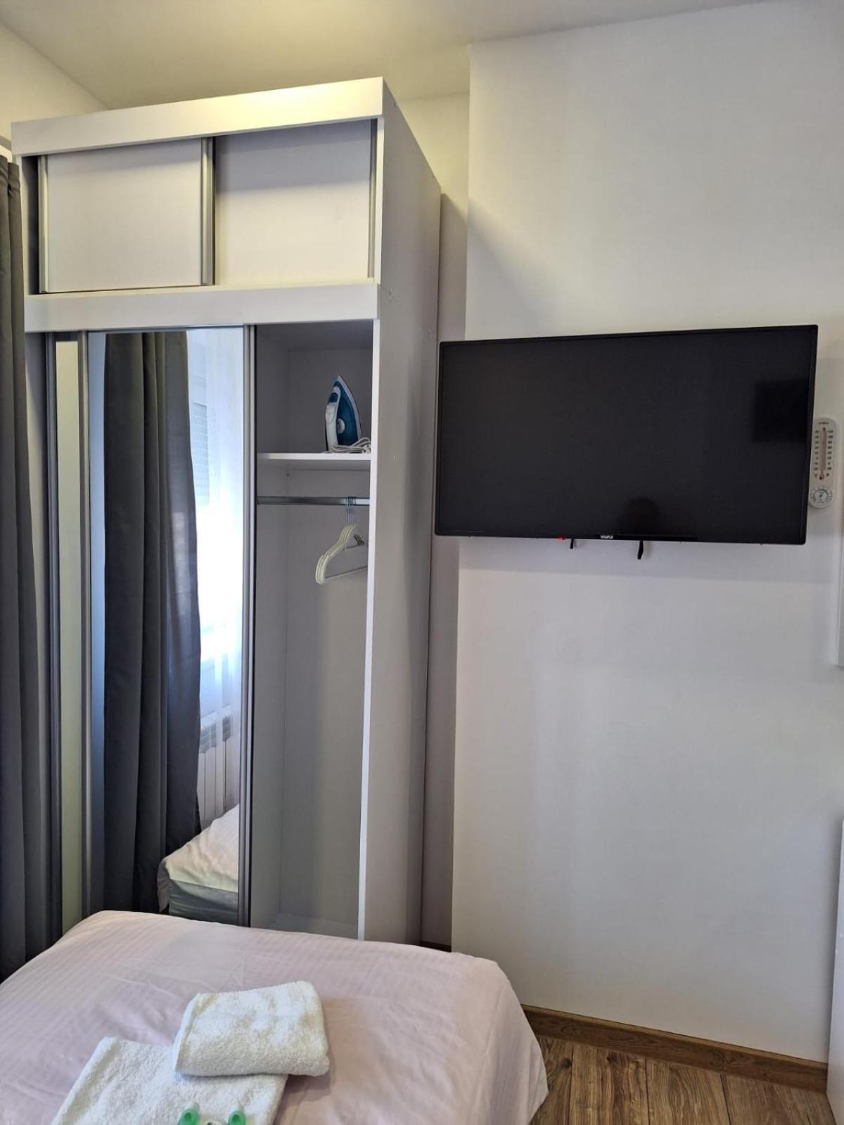 Comfort Stay, Ev, Parking Boleslawiec  Buitenkant foto