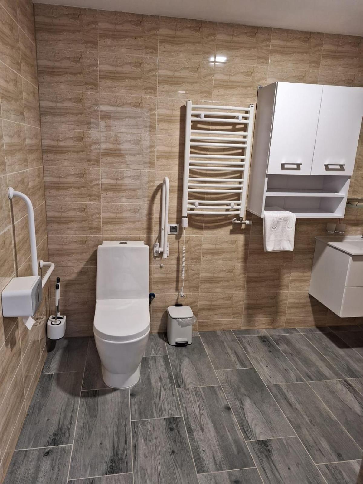Comfort Stay, Ev, Parking Boleslawiec  Buitenkant foto
