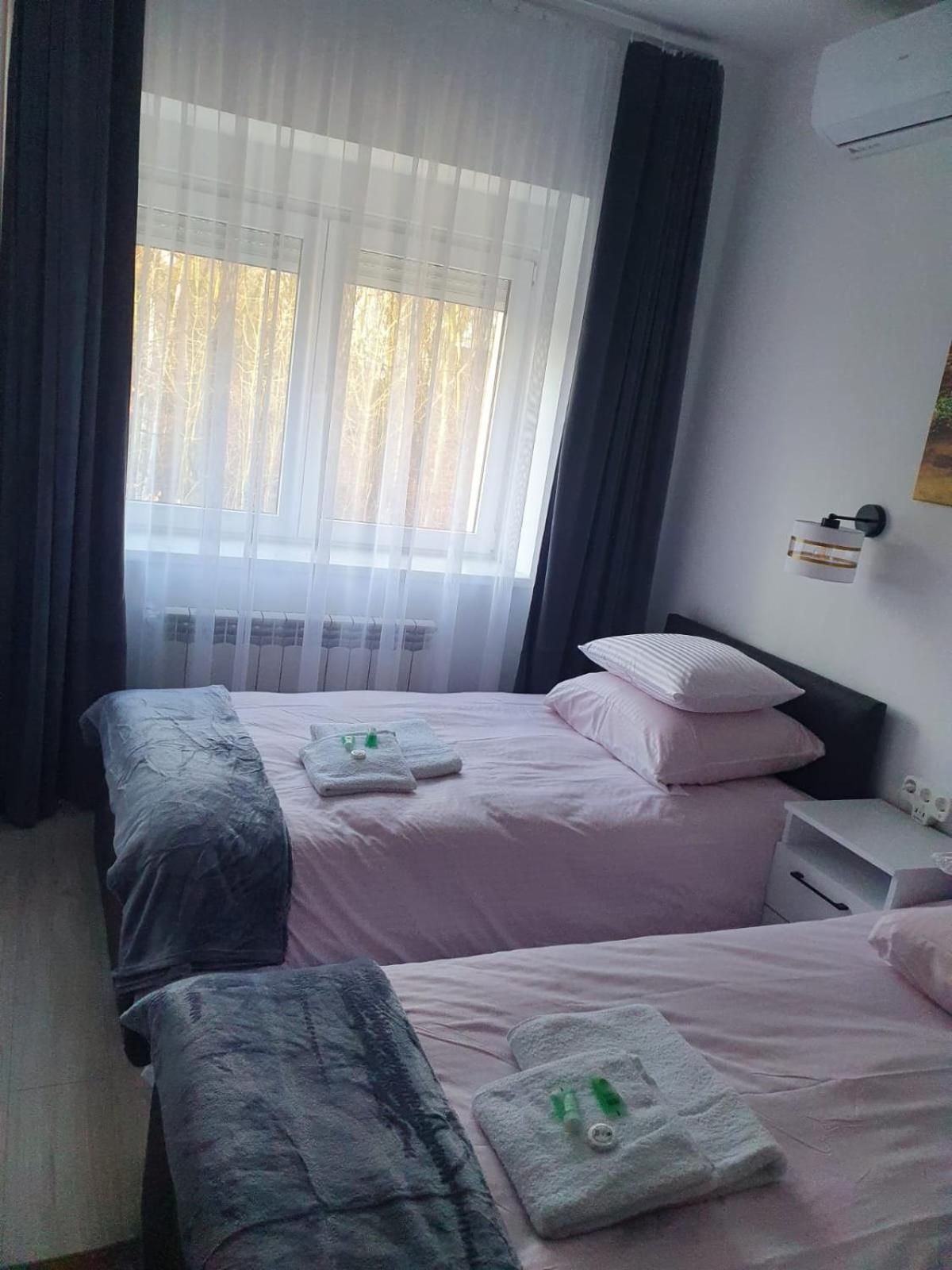 Comfort Stay, Ev, Parking Boleslawiec  Buitenkant foto