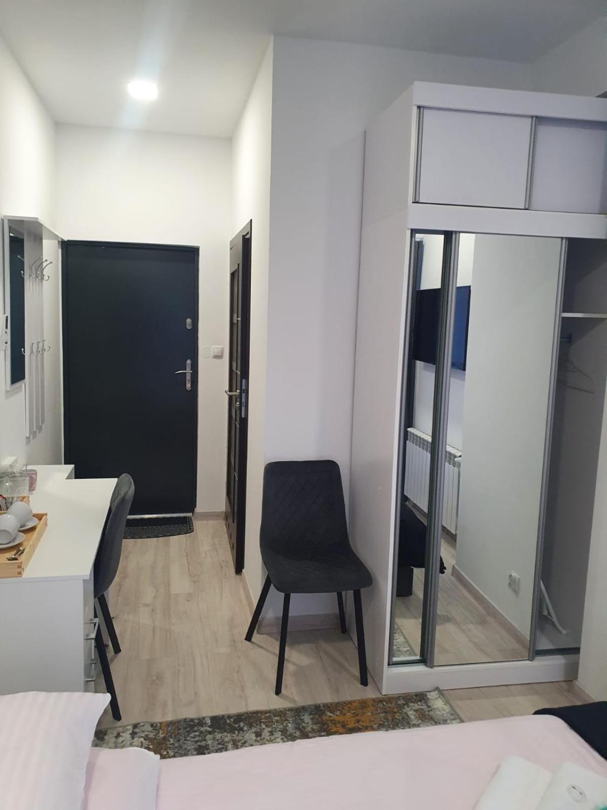 Comfort Stay, Ev, Parking Boleslawiec  Buitenkant foto